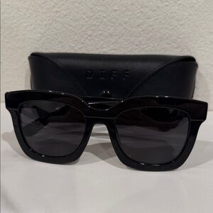 Diff Eyewear Black Sunglasses